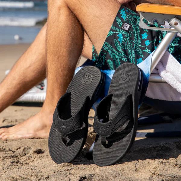 Reef Men's Fanning Flip Flops-Assorted Colours